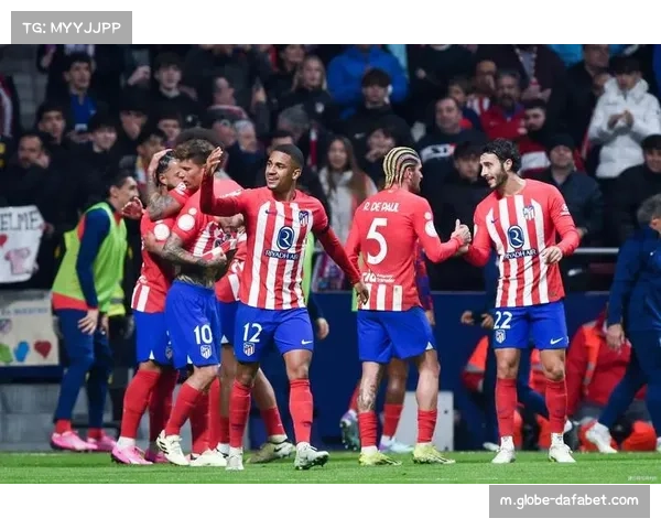 西甲焦点战皇家社会主场2比1逆转塞维利亚再取关键胜利