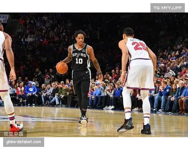 公牛主场113-111险胜76人 德罗赞末节表现锁定东部头名 公牛主场113-111险胜76人 德罗赞末节表现锁定东部头名